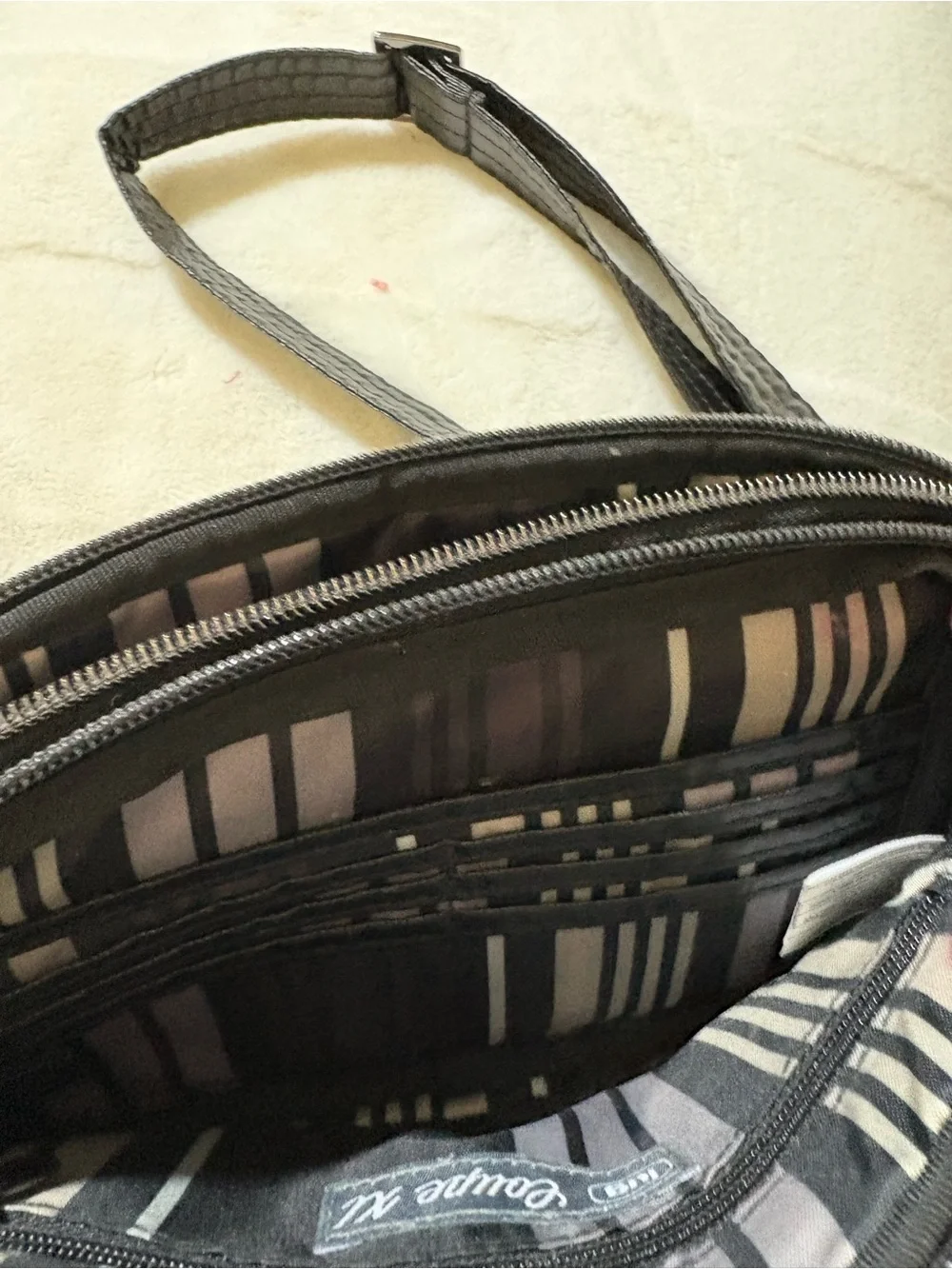 LUG Coupe XL Black Quilted purse